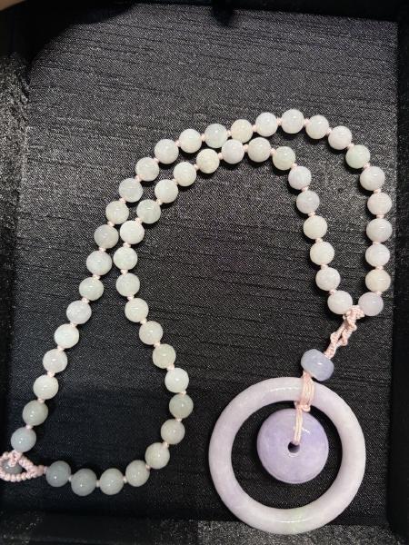 Beautiful Jade Necklaces | 美麗的翡翠項鏈